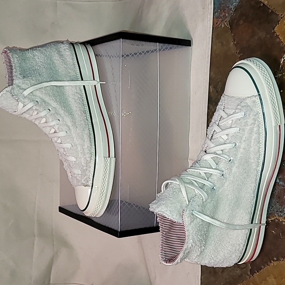 Converse Chuck. Winter-Holidays. Worn-Once. Men's size 12 Rare - Picture 2 of 13